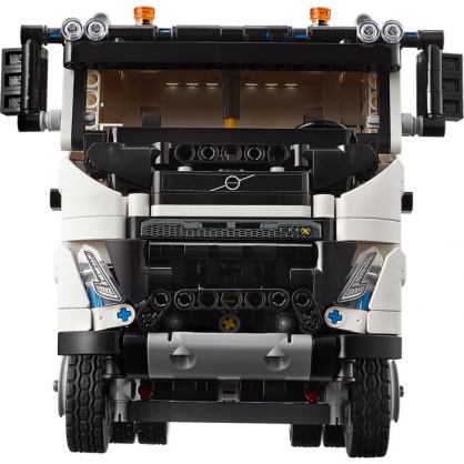 42175 FMX Truck & EC230 Electric Excavator