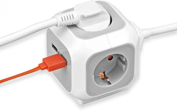 4-way Socket Cube + USB