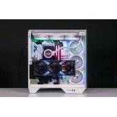 ArcticX Pro Ryzen 7 7800X3D 64GB 4TB SSD RTX 5070Ti NoOS