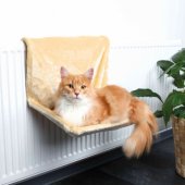 Trixie katės guolis ant radiatoriaus, smėlio spalvos