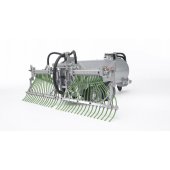 Fliegl barrel trailer with spread tubes (02