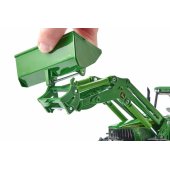 John Deere su priekiniu krautuvu