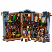 11379 Bookstore Book Nook