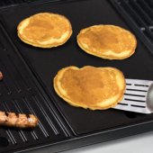 _1342837 Ketaus keptuvė 3 degiklių Char-Broil kepsninėms