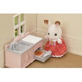 Sylvanian Families Red Roof Cosy Cottage Starter Home