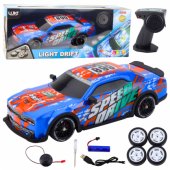 RC sportinis automobilis su šviečiančiu kėbulu driftui, mėlynas