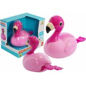 Vonios kambario flamingas plūduriuoja vandenyje