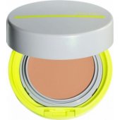 Shiseido SUN SPORTS BB SPF50+ veido pudra, vidutinio tamsumo, 2 g