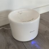 Išmanusis WiFi vandens dozatorius augintiniams, 2 l, baltas